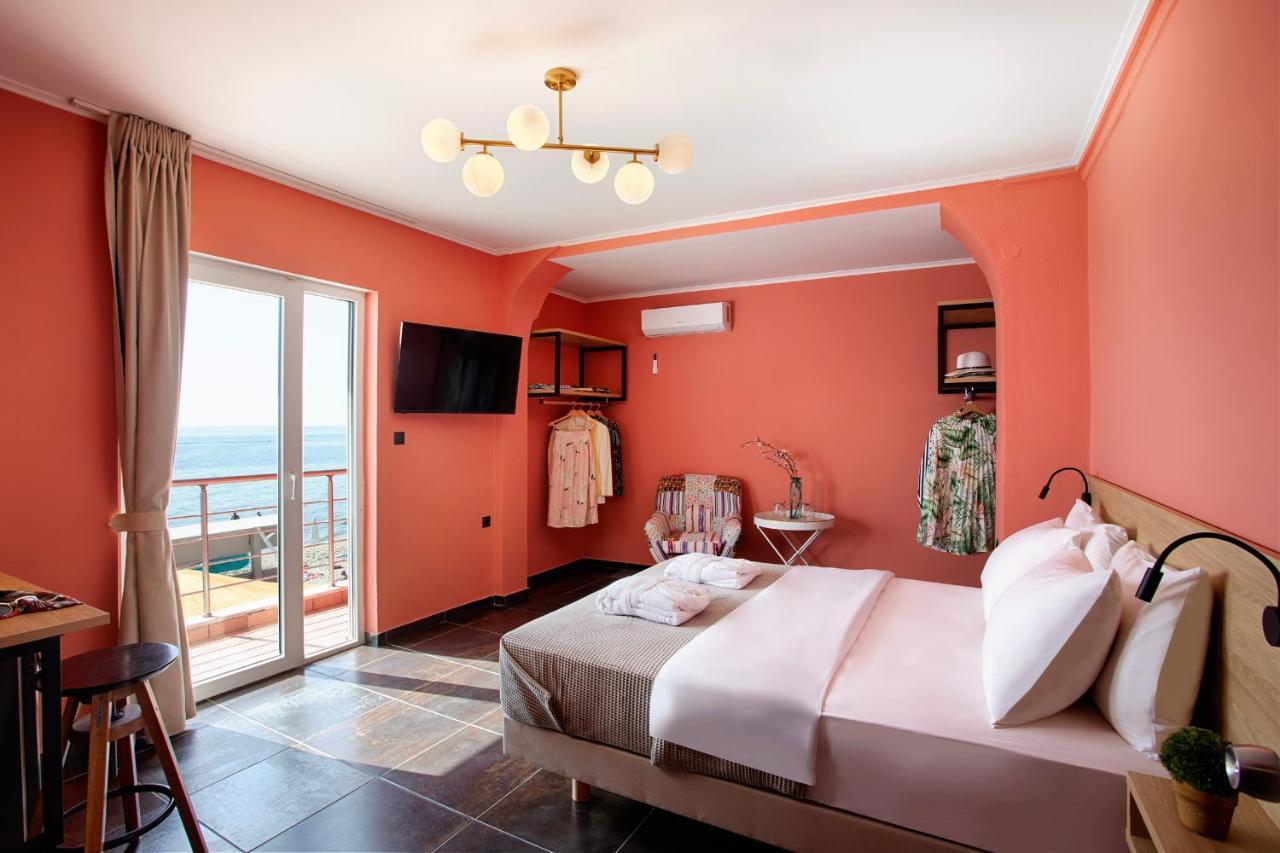 Paralía Conte Cristo Suites المظهر الخارجي الصورة